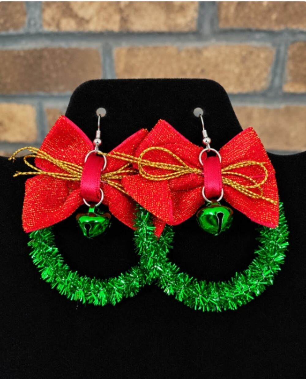 Festive Holiday Earrings Green Tinsel Wreath W/ Red Bow & Jingle Bells
